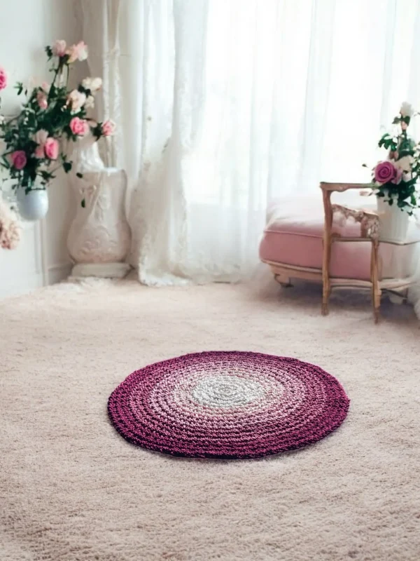 Dublin crochet rug in five shades