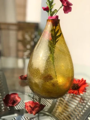 Yana Vase
